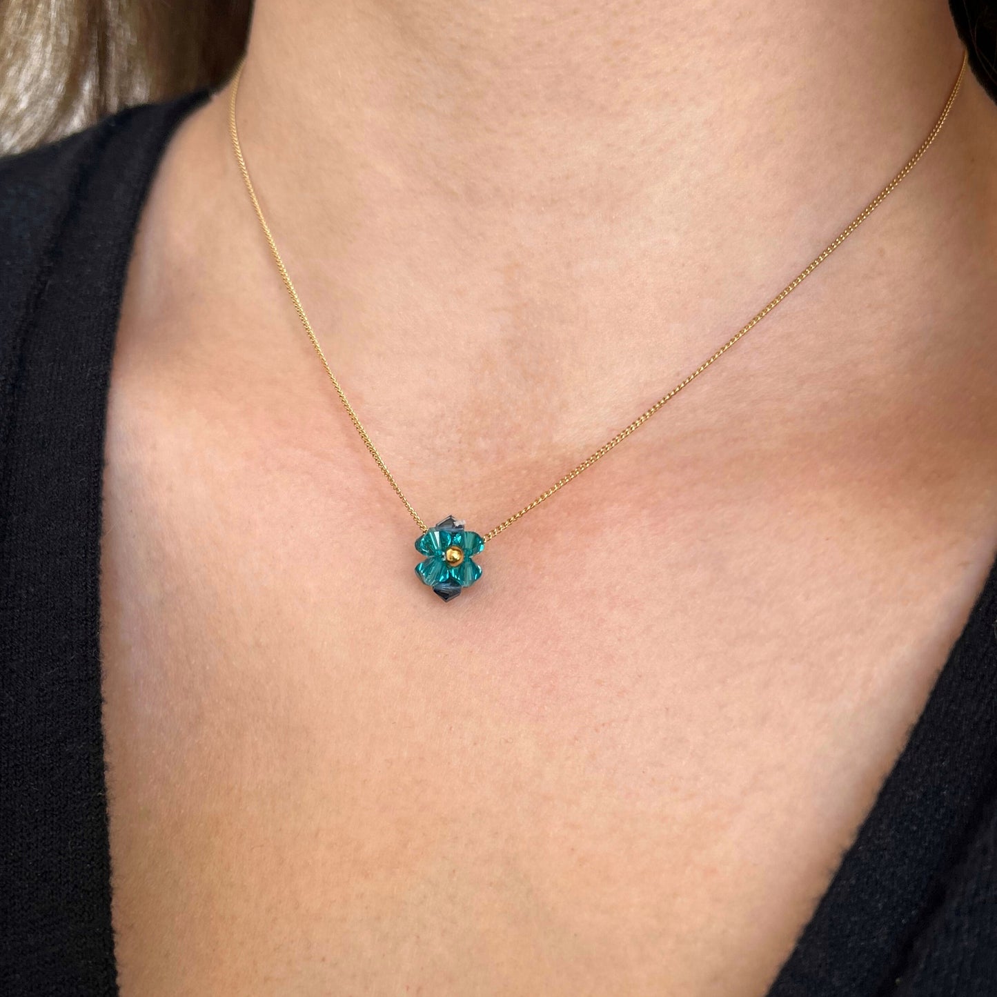 Collier fleur en Crystal