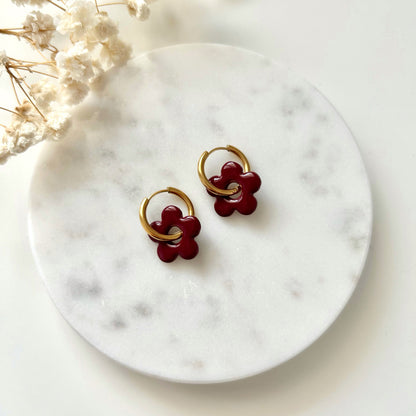 Boucles d’oreilles fleur rouge foncé – Fait main