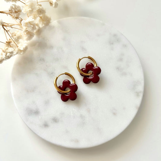 Boucles d’oreilles fleur rouge foncé – Fait main